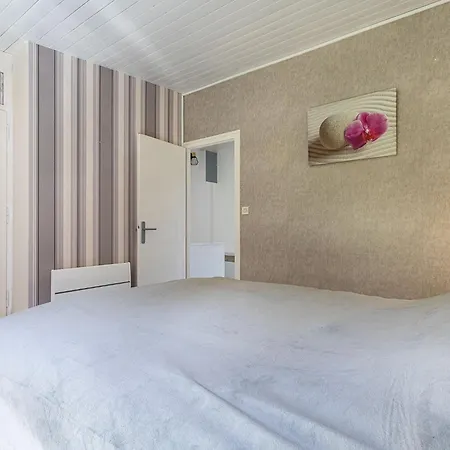 Apartment Les De La Baie By Interhome *