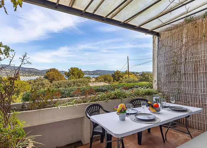 Les De La Baie By Interhome *